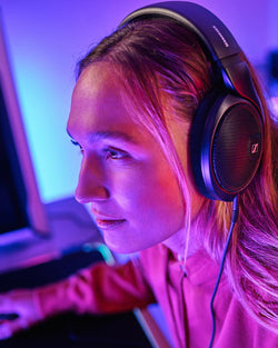 HD 560S